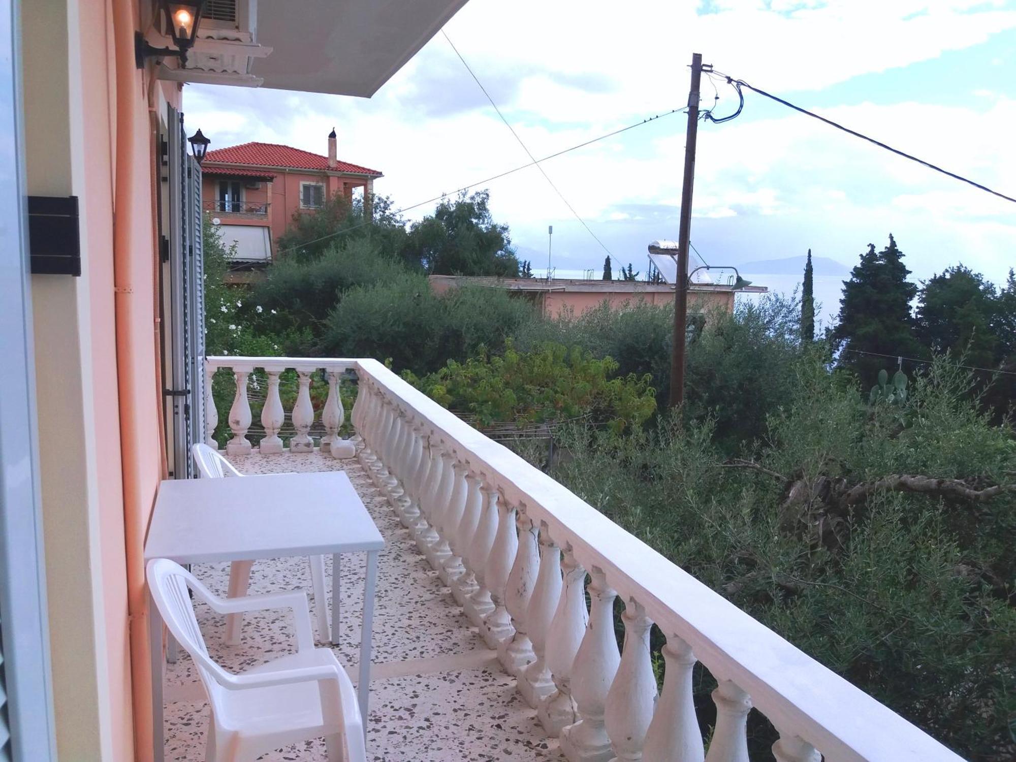 Apostolos & Eleni Family Apartments Перама Экстерьер фото